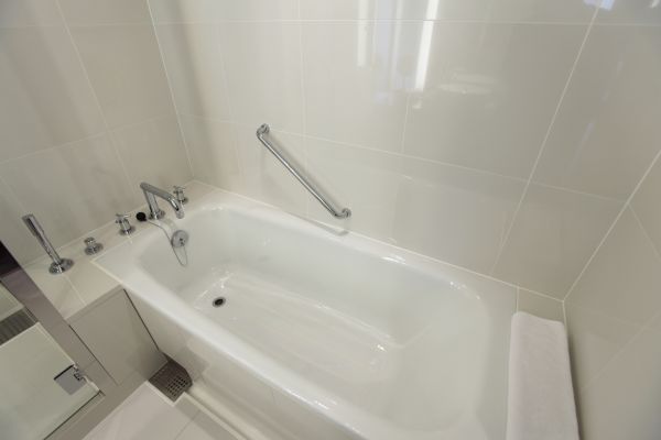 Cost of Bathtub Repair in Jersey City
