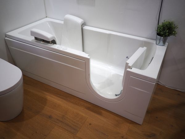 Cost of Walk In Tub Repair in Jersey City